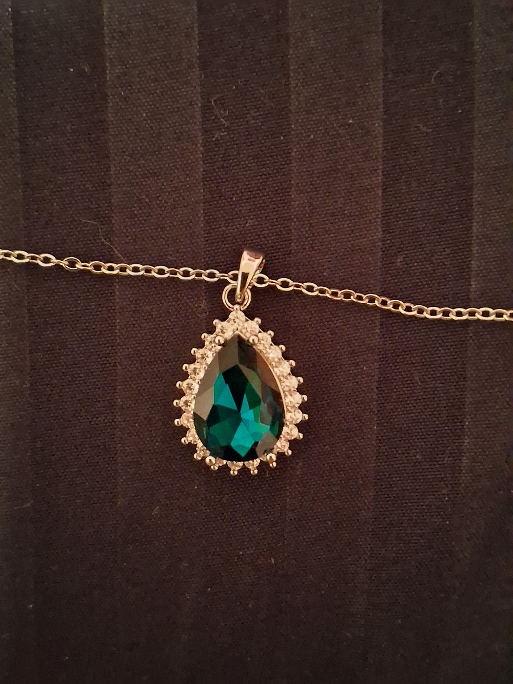 Teardrop Emerald Green Crystal Pendant Necklace